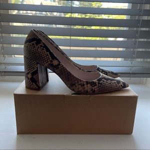 ZARA salon tacos ancho print heel , EU size 42, Womens 11 Chunky Heel Snake Skin
